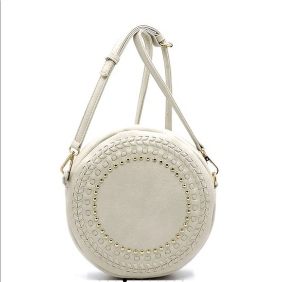 The House Of Gentry Handbags - NEW✨ Ivory Circle Crossbody